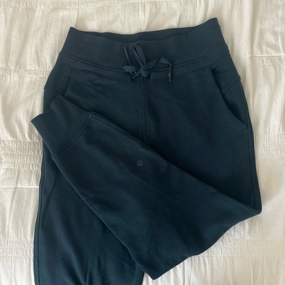 Lululemon joggers size 4 dark teal colored.